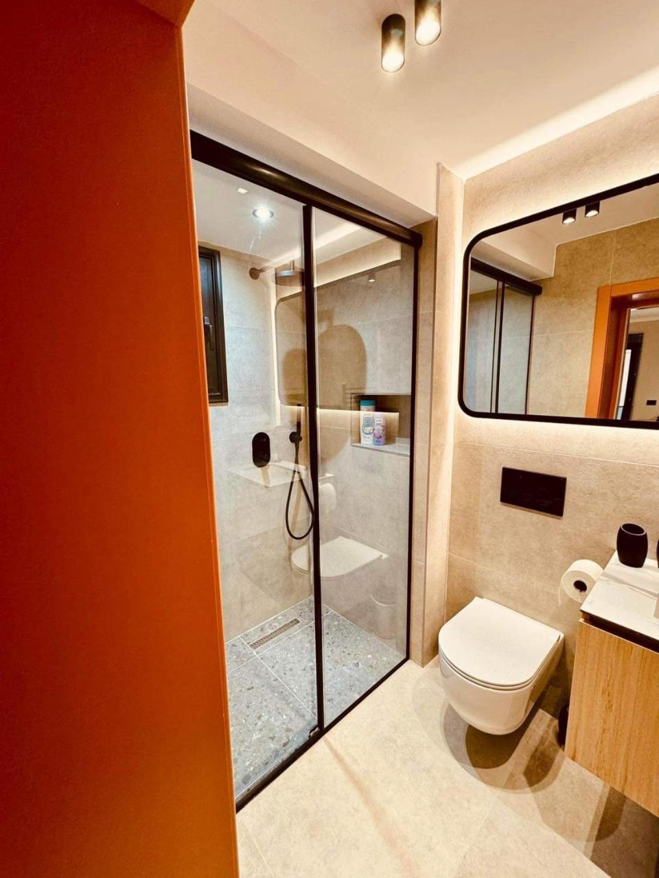 Lili'S Tirana Center Apartments Экстерьер фото