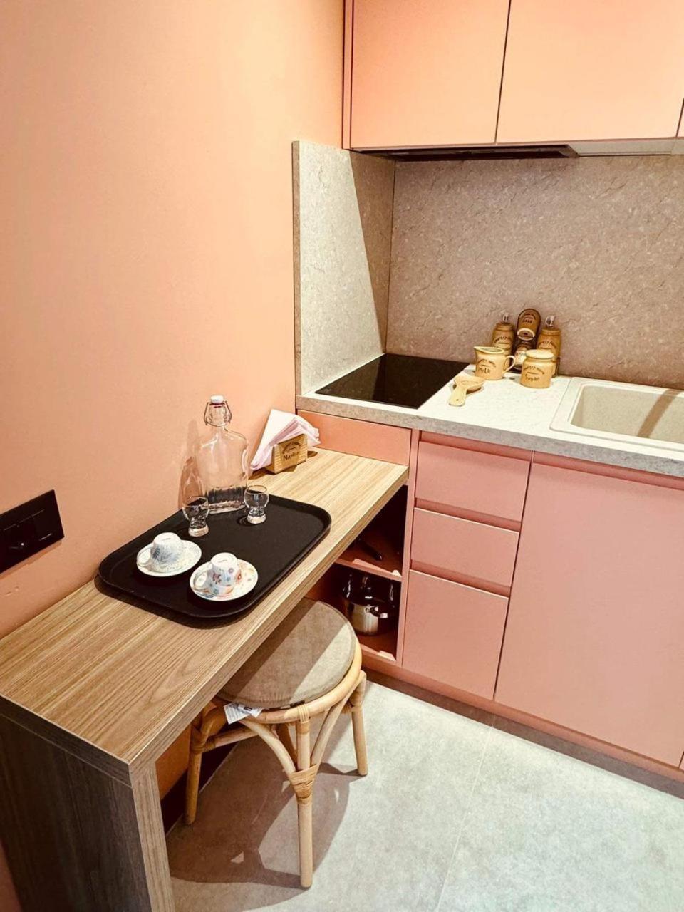 Lili'S Tirana Center Apartments Экстерьер фото